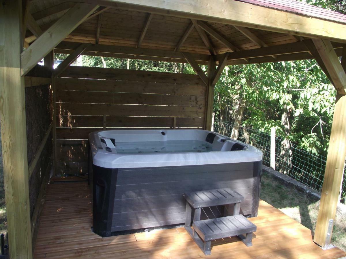 Domaine Des Cigales, Chambre D'Hotes Saint-Martin-d'Aout Eksteriør billede