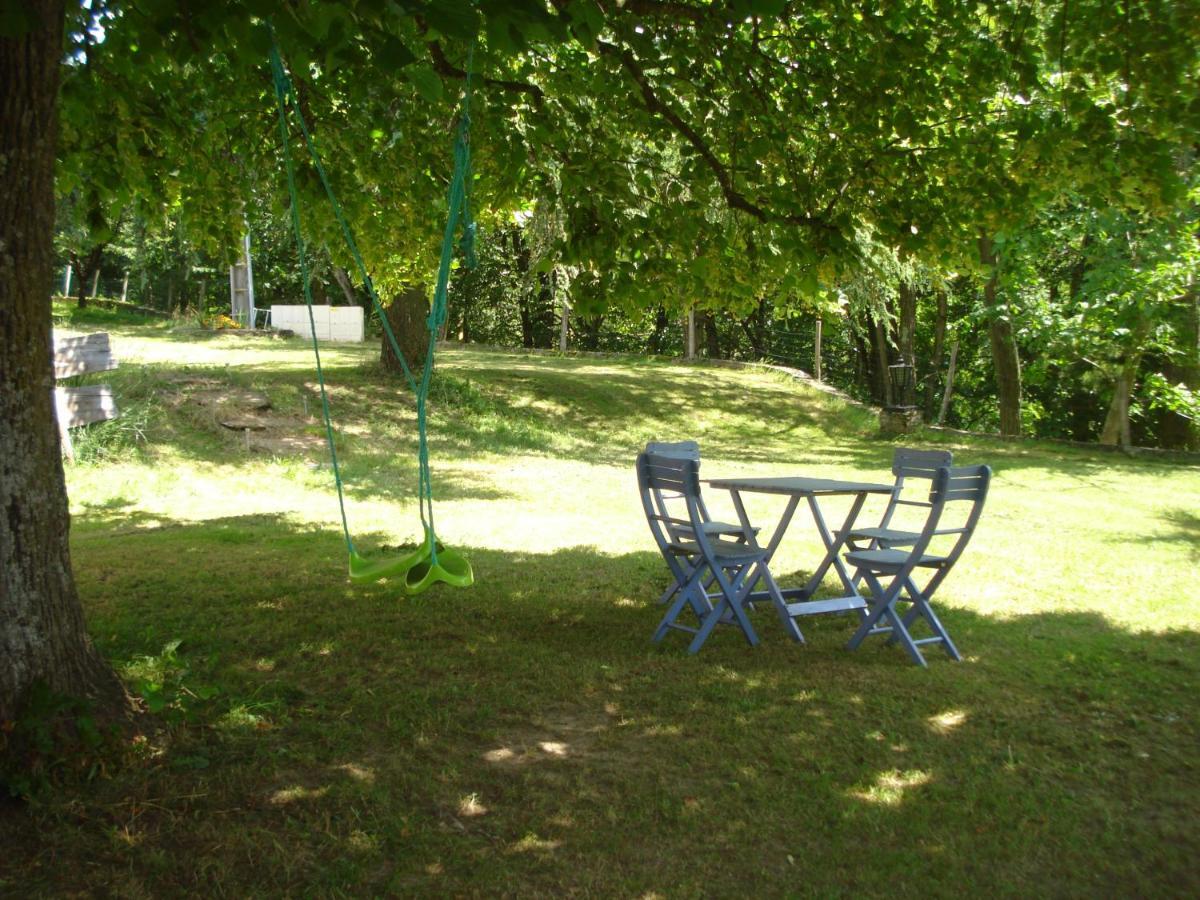 Domaine Des Cigales, Chambre D'Hotes Saint-Martin-d'Aout Eksteriør billede
